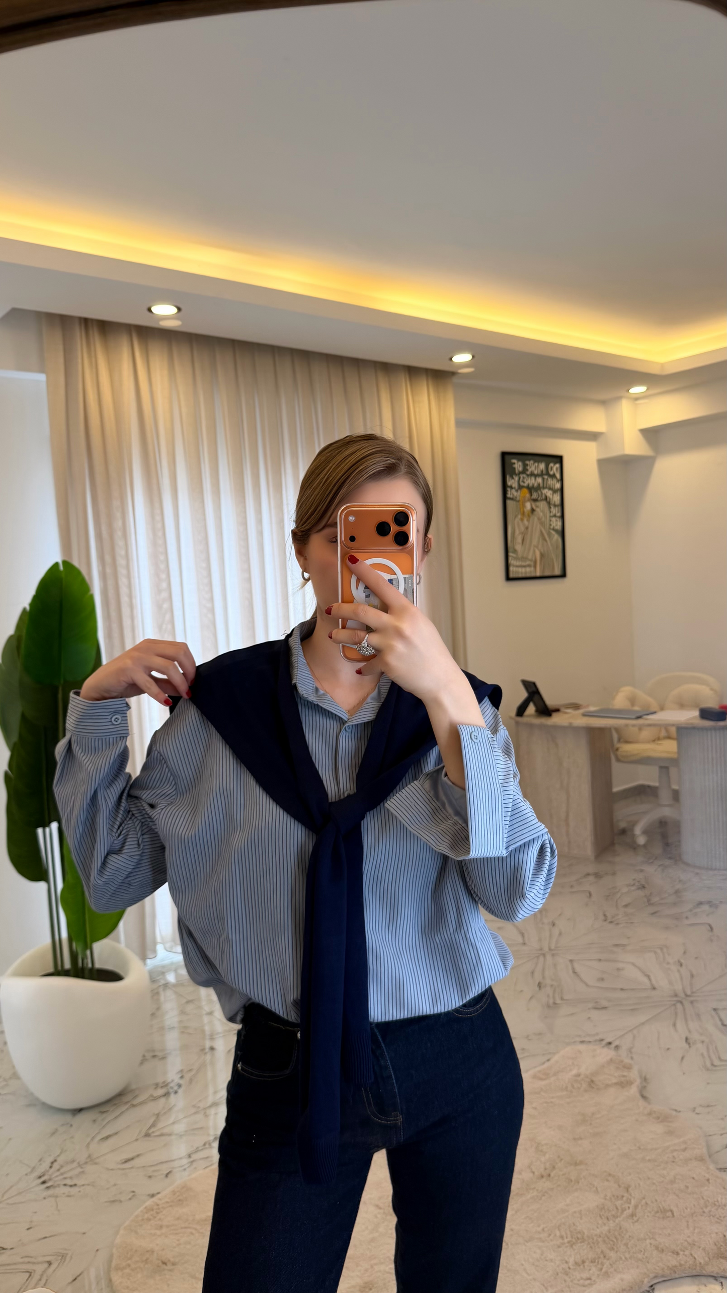 triko boyundan bağlamalı gömlek