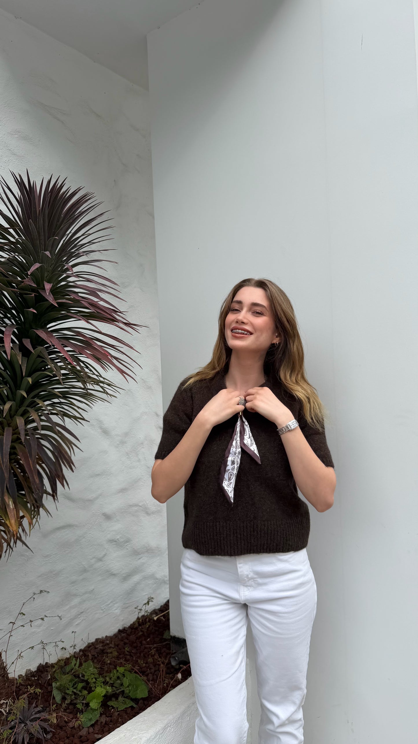 fular detaylı triko kazak