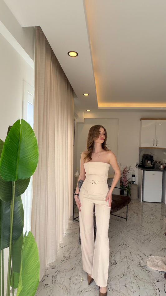 Krem gold detay kemerli tulum