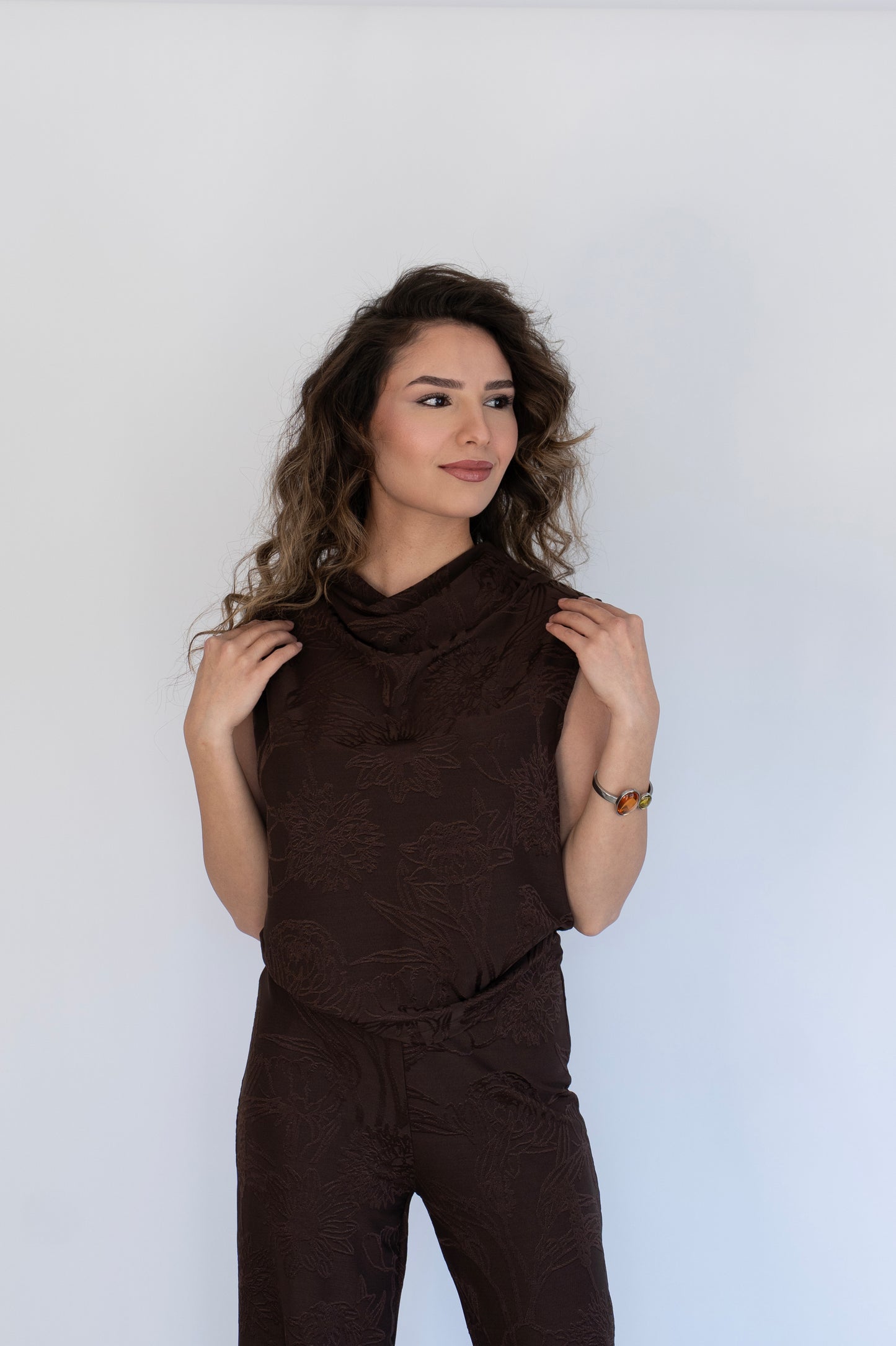 Desenli Kahve Takım