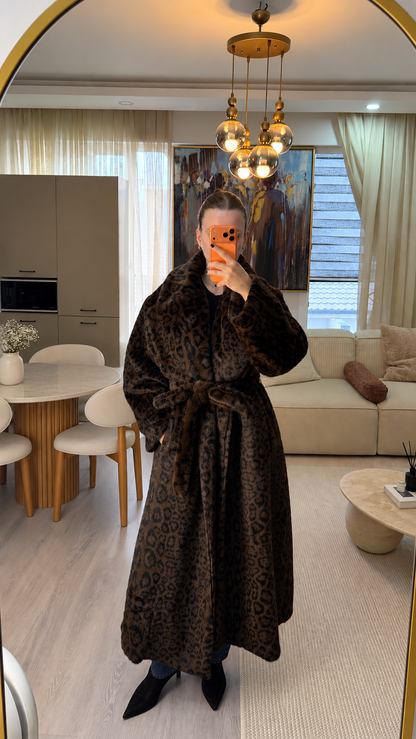 Kuşaklı oversize leopar peluş kürk | Eliv