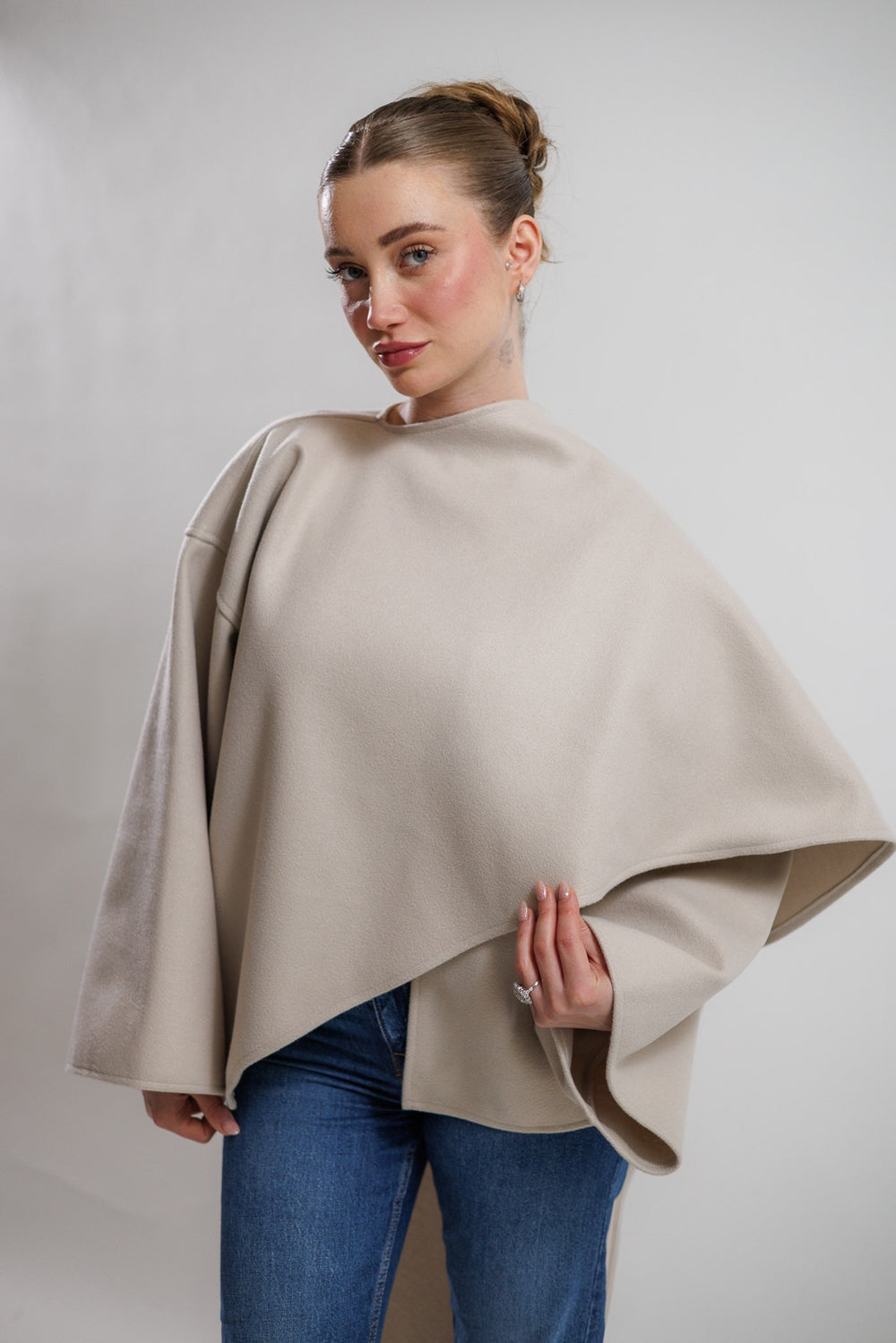 Vizon kaşe oversize panço – görsel 3